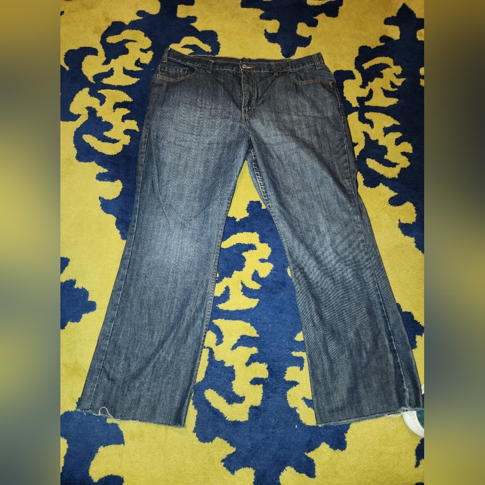 AWESOME 515 LEVIS but the zipper is broken